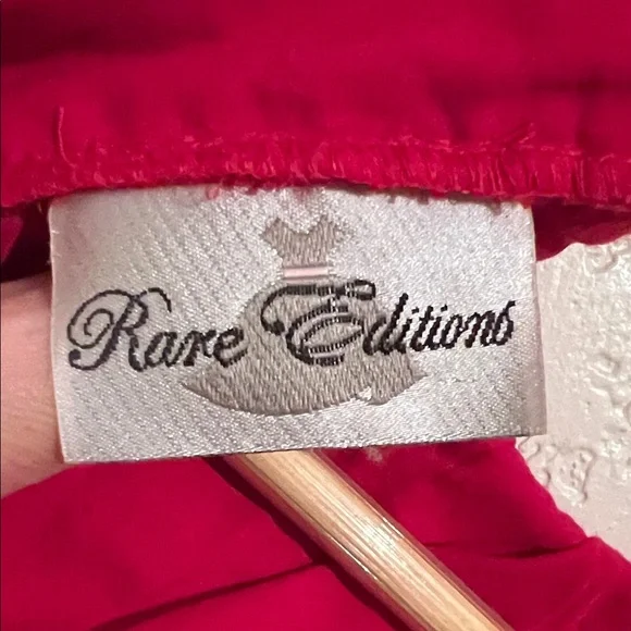 Rare Editions Vintage Girl’s Red Ruffle Hem Corduroy Red and Plaid Dress - Picture 5 of 6